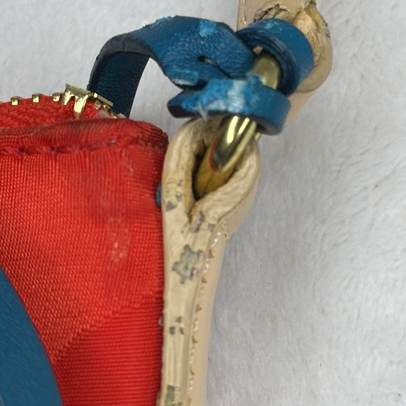 Coach Legacy Weekend Signature Nylon Hippie Swing Bag Shoulder Bag Crossbody Red - Picture 9 of 12